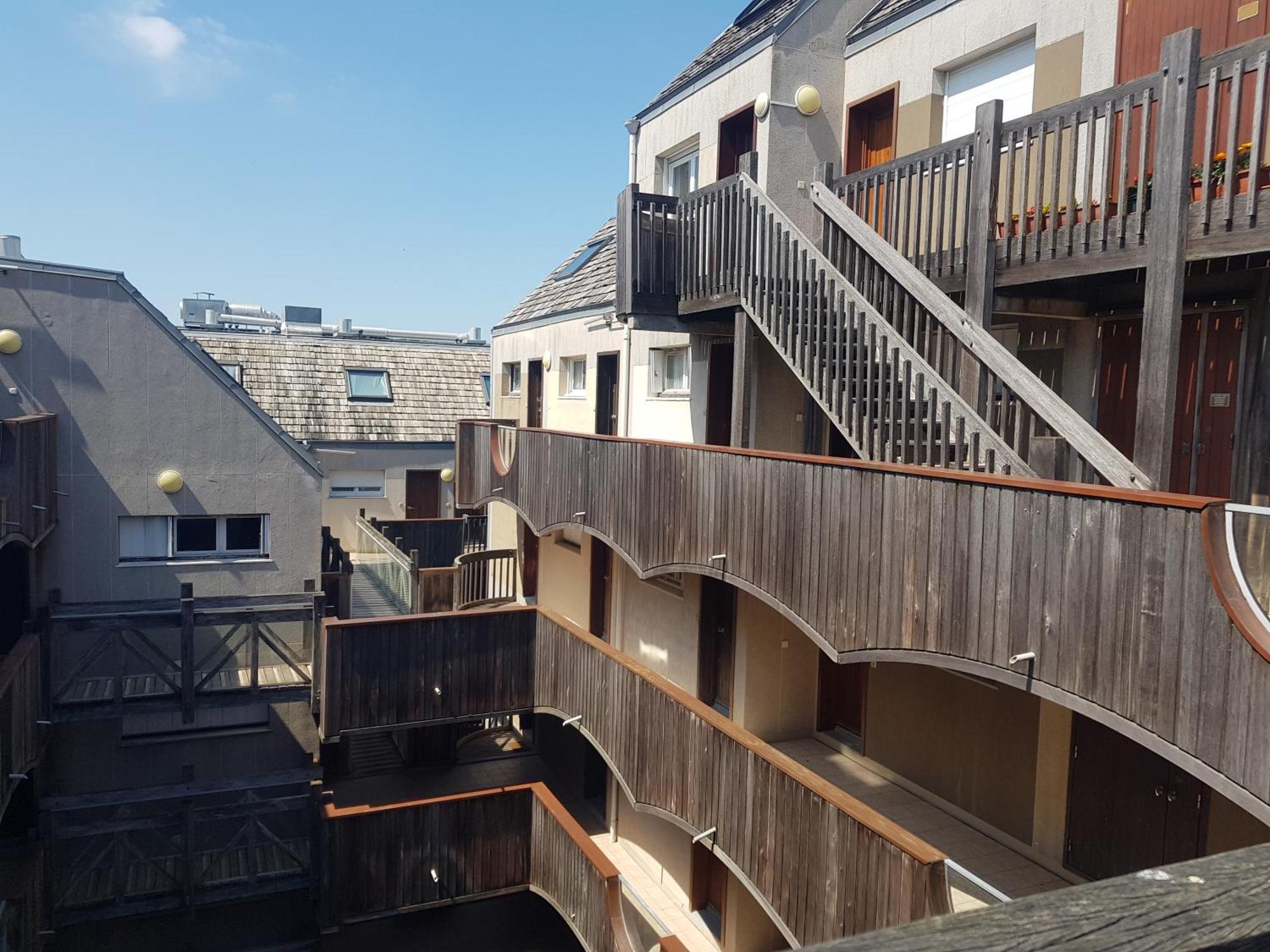 Vue Mer Et Parking La Rochelle  Exterior photo